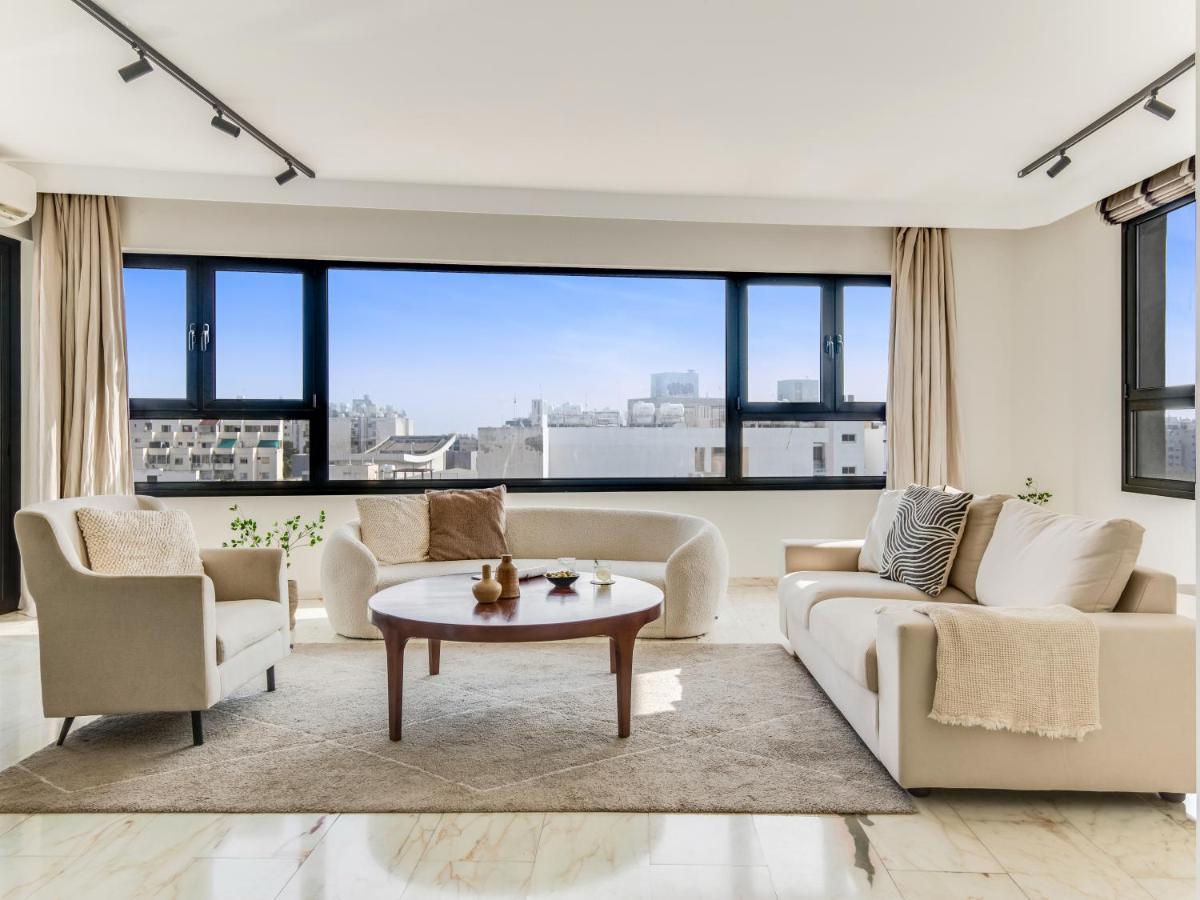 Sanders Coral Court Penthouse - Cute 3-Bedroom Apartment With Balcony Лимасол Экстерьер фото