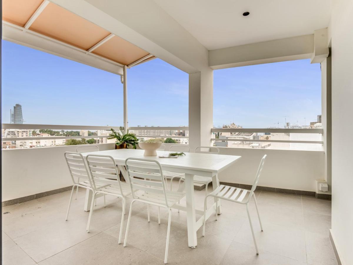 Sanders Coral Court Penthouse - Cute 3-Bedroom Apartment With Balcony Лимасол Экстерьер фото